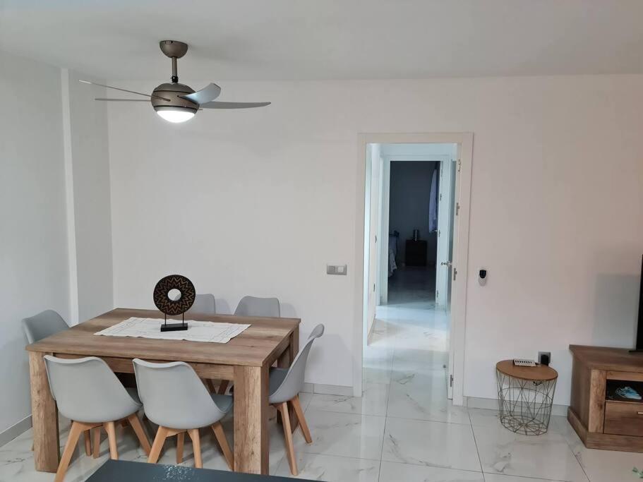 Big Apartament Apartment Лос Кристианос Екстериор снимка