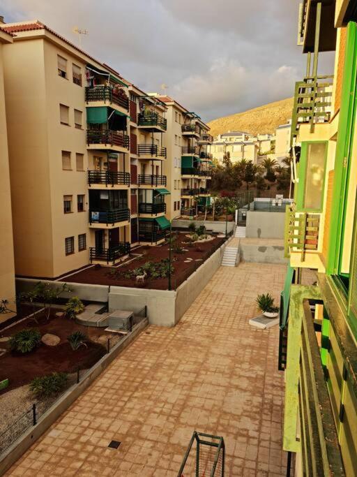 Big Apartament Apartment Лос Кристианос Екстериор снимка