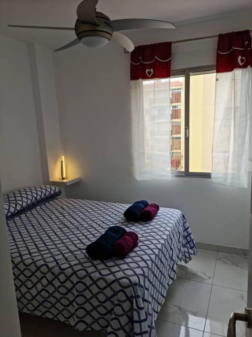 Big Apartament Apartment Лос Кристианос Екстериор снимка
